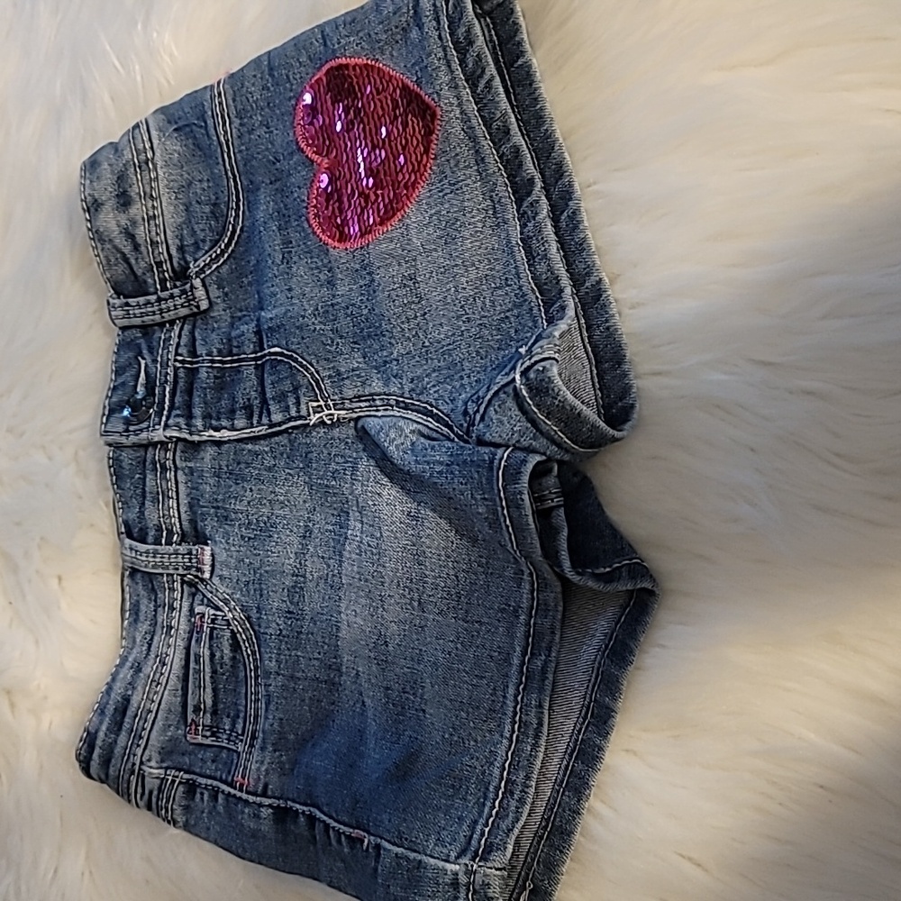 EUC Sonoma Shorts with Heart Left Side